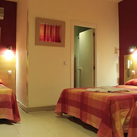 Inter Plaza Mayor Auto Check In Guest house 2*