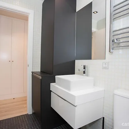 Carlota O'neill Apartment Madrid