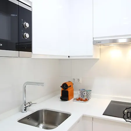 Charming Puerta Del Sol Apartamento