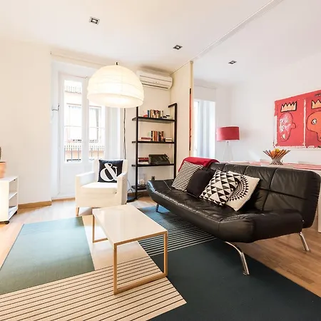 Apartment Chic Gran Via Calle San Bernardo