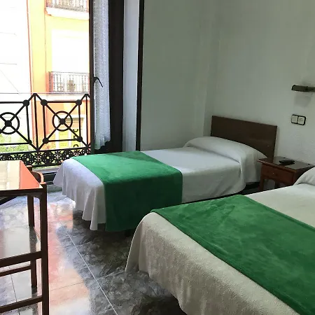 Paris Guest house *