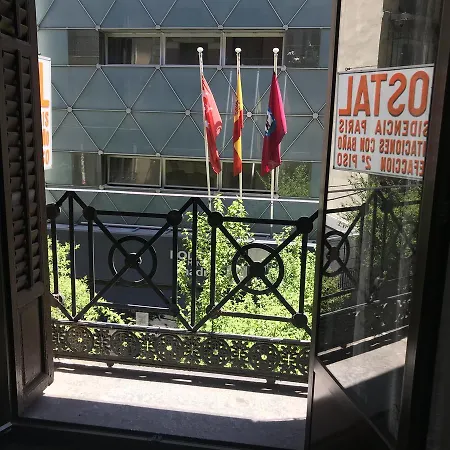 Paris Guest house *