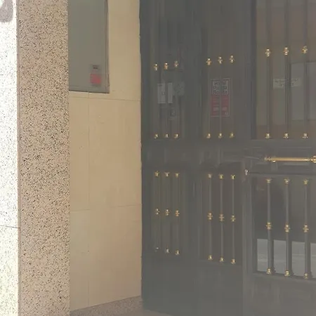 Puerta Bonita Vista Alegre Мадрид