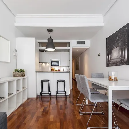 Apartamento Retiro Ii - Tranquilidad Y Estilo En El Centro *