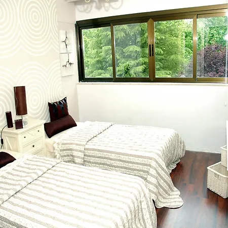 Escuela Hotel 2*