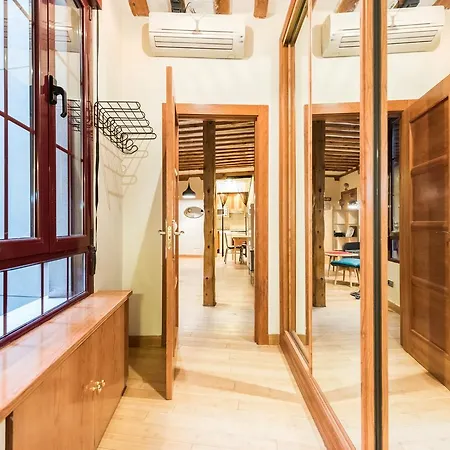 Latina Apartment