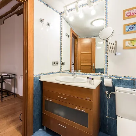 Latina Apartment *