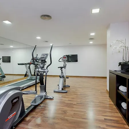 Exe Moncloa Hotel 4*