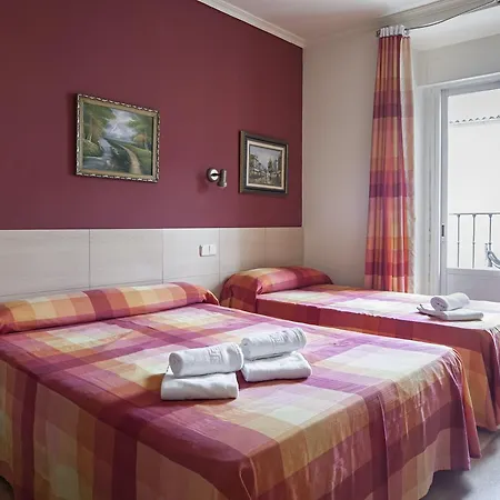 Inter Plaza Mayor Auto Check In Guest house