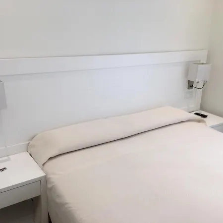 格兰大道街角酒店