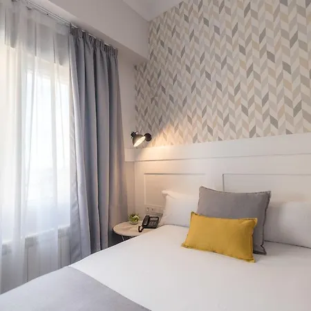 ゲストハウス Bypillow Velazquez 45 マドリード