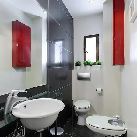 Charming Gran Via Apartment