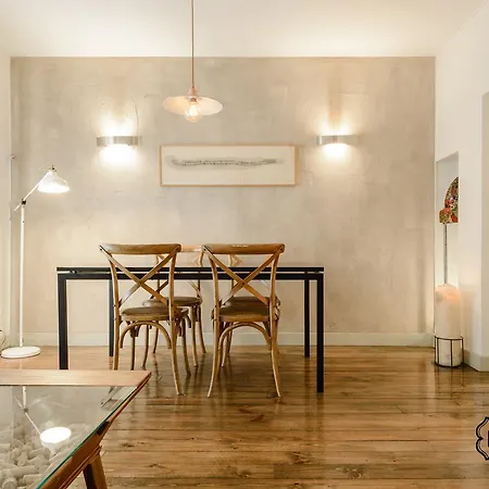 Charming Gran Via Apartment
