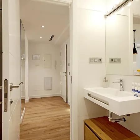 Gran Via Apartment Madrid