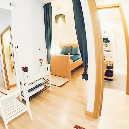 Lollipop Flats City Center Foxy Apartamento *