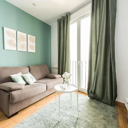 Apartment Gran Via I Santa Ana *