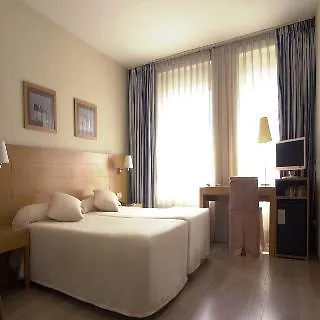 인판타 메르세데스 호텔 2*