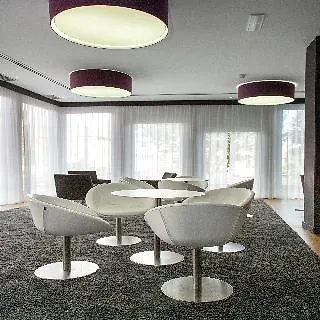 Hotell Zenit Conde De Orgaz 4*