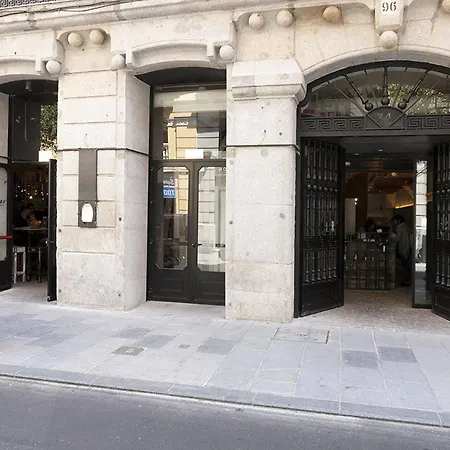 楚埃卡007客房酒店 旅馆 *