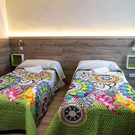 Hostel Muchomadrid Madrid