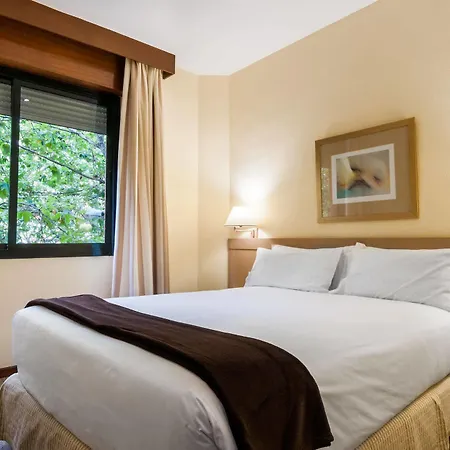 Espahotel Plaza Basilica Aparthotel