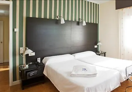 Otel Hrc 3*