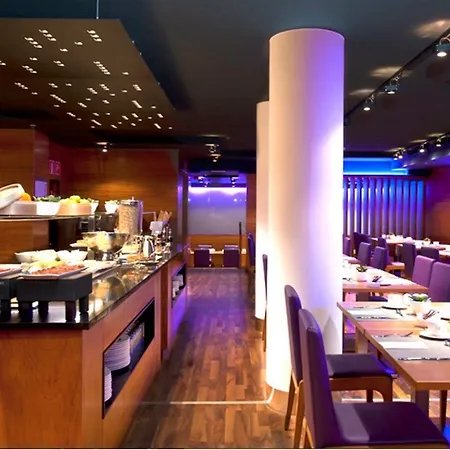 Exe Moncloa Hotel 4*