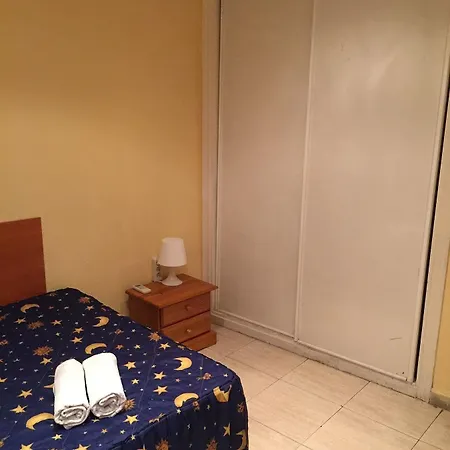 Apartamentos Sleeping In Madrid Apartamento Madrid