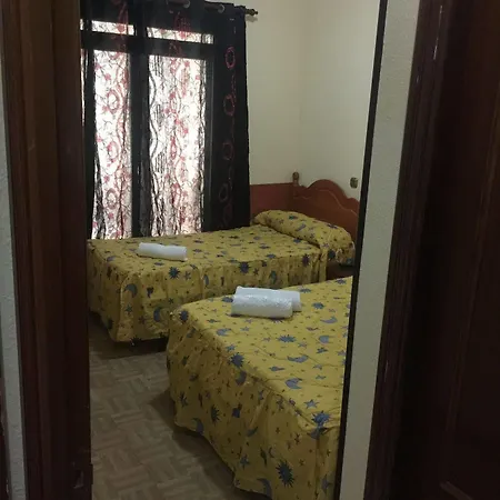 Apartamentos Sleeping In Madrid *