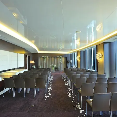 Eurostars Tower Otel 5*