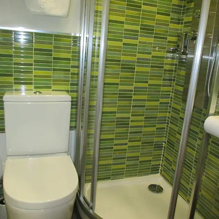 Guest house Madrid City Rooms 2*