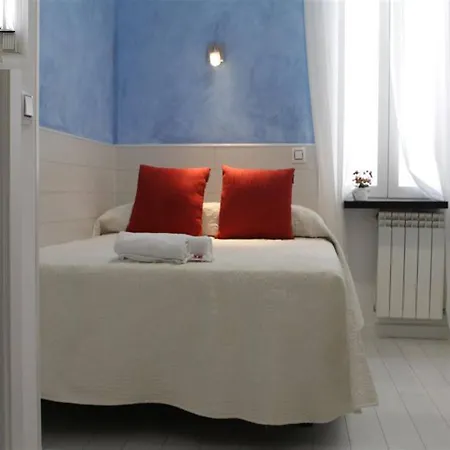 Hotel Star 2*