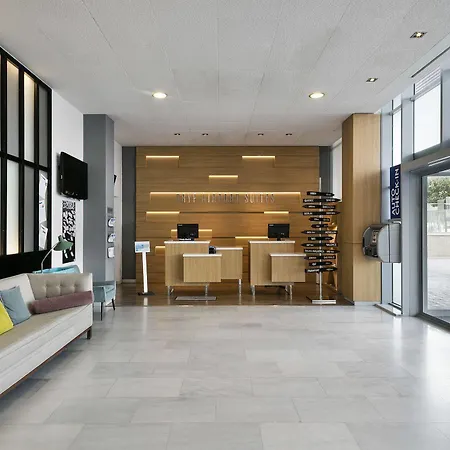 Airport Suites, Affiliated By Melia