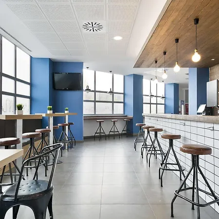 Airport Suites, Affiliated By Melia Aparthotel 2*