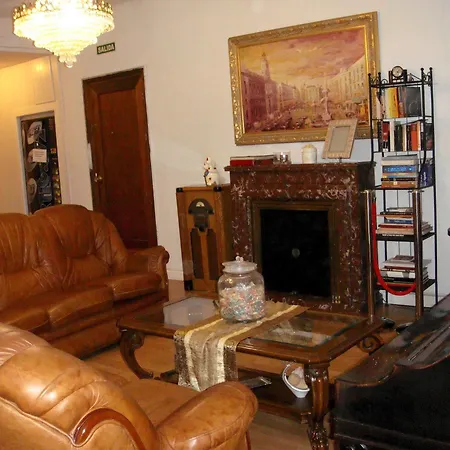 Riesco بيت ضيافة 2*