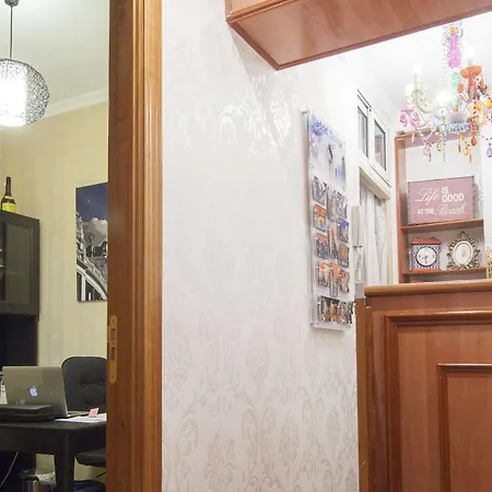 Hotel La Casa Del Madrile\u00f1o