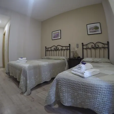 Guest house El Pilar 2*