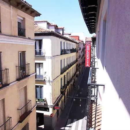 Casa De Huespedes Dolce مدريد