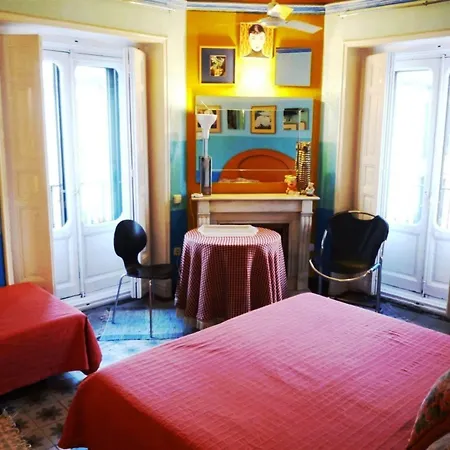 Casa De Huespedes Dolce 2*