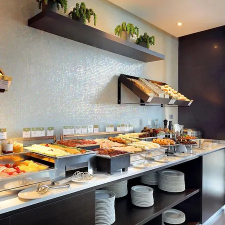 Hotel Eurostars Plaza Mayor 4*