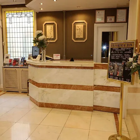 Penzion Hispano - Argentino Gran Via 3*
