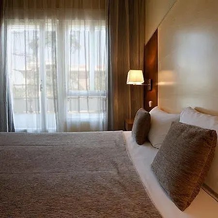 Barrio De Salamanca 4*