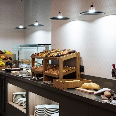 Hotel Catalonia Gran Via 4*