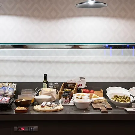 Catalonia Gran Via Hotel 4*