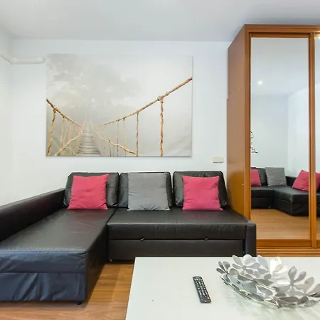 Bookinmadrid Com - Puerta Del Sol Apartment Madrid