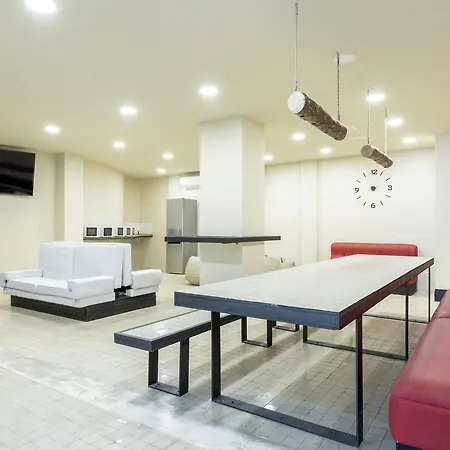 Hostal A&b Principe Pio Madrid