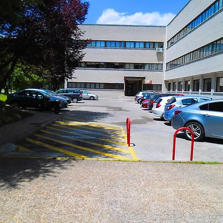 Escuela 2* Madrid