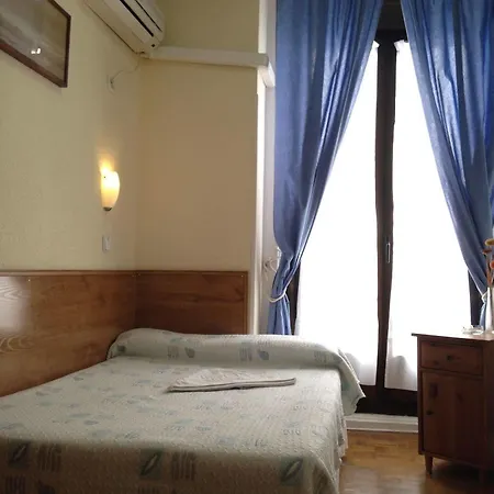 Aresol Guest house 2*