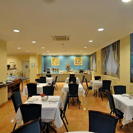Cason Del Tormes By Happyculture 3* Madrid