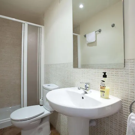Apr Alcala Apartment *
